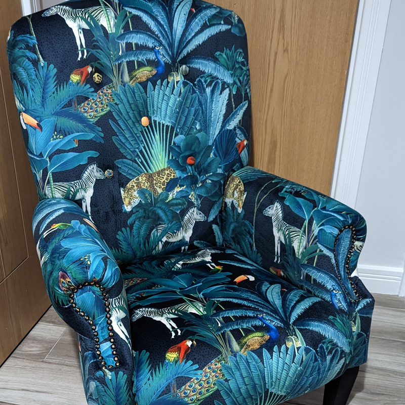 Peter Scott Bespoke Upholstery