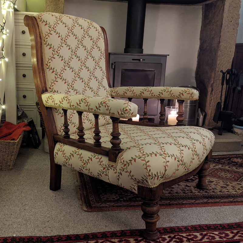 Peter Scott Bespoke Upholstery